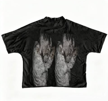 DISTRICT NINE "Prayer Oversized T-Shirt"